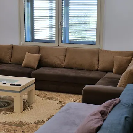 Green Villa ساراندا