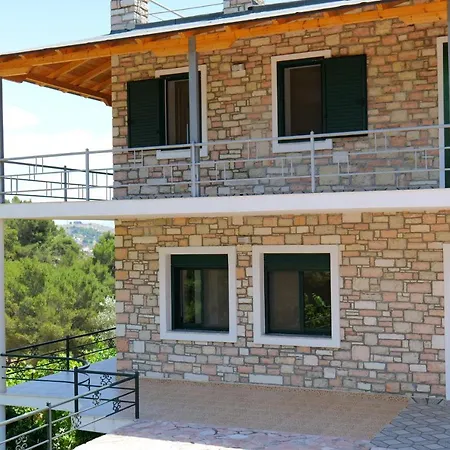 Green Villa شقة ساراندا