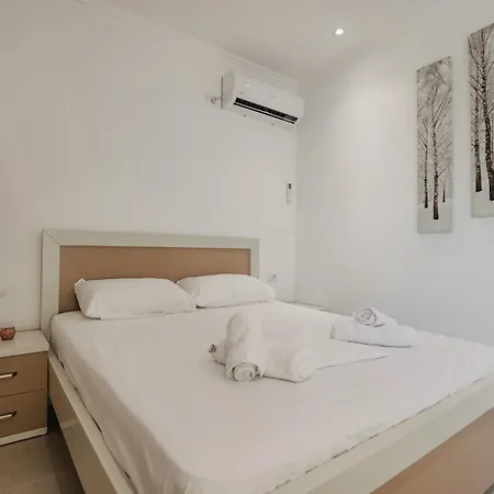 Green Villa Apartment *