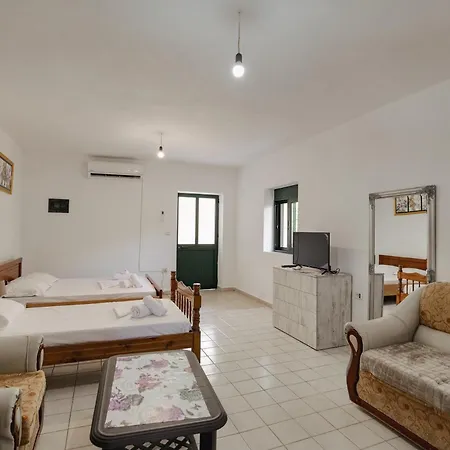 شقة Green Villa ساراندا